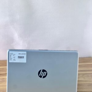 HP 348 G5 – Core i7 8th Gen, 8GB RAM, 256GB SSD